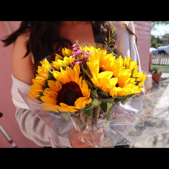 Meet the Posher Other - Meet your Posher, Yanitza